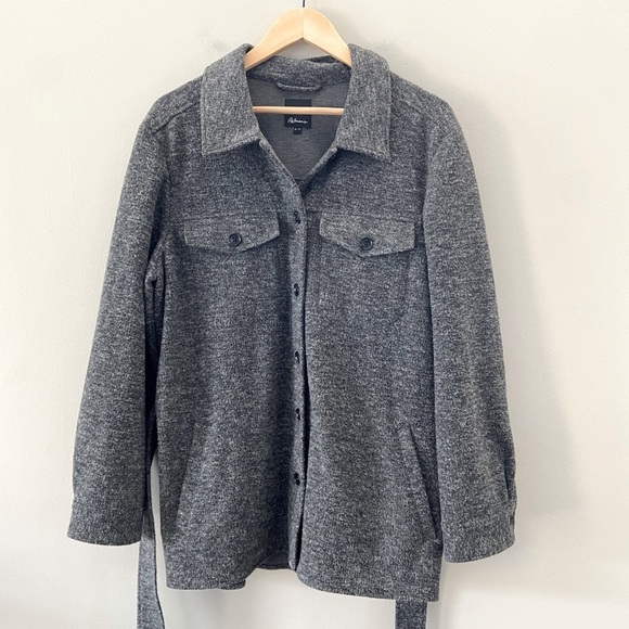 Reitmans Heather Grey Soft Fleece Knit Belted Fall Button Down Shirt Jacket - Picture 2 of 3